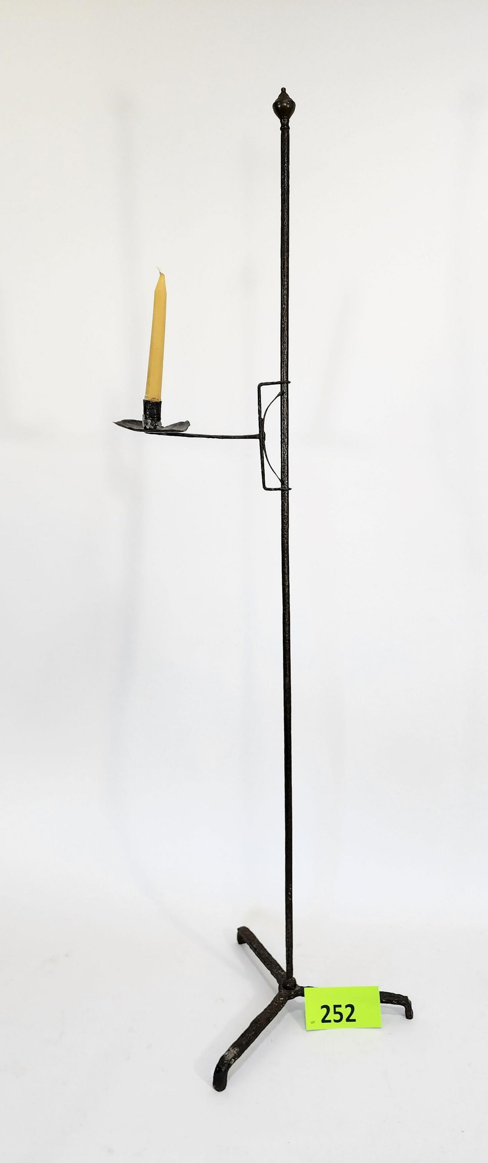 ADJUSTABLE IRON CANDLESTAND (1 of 5)