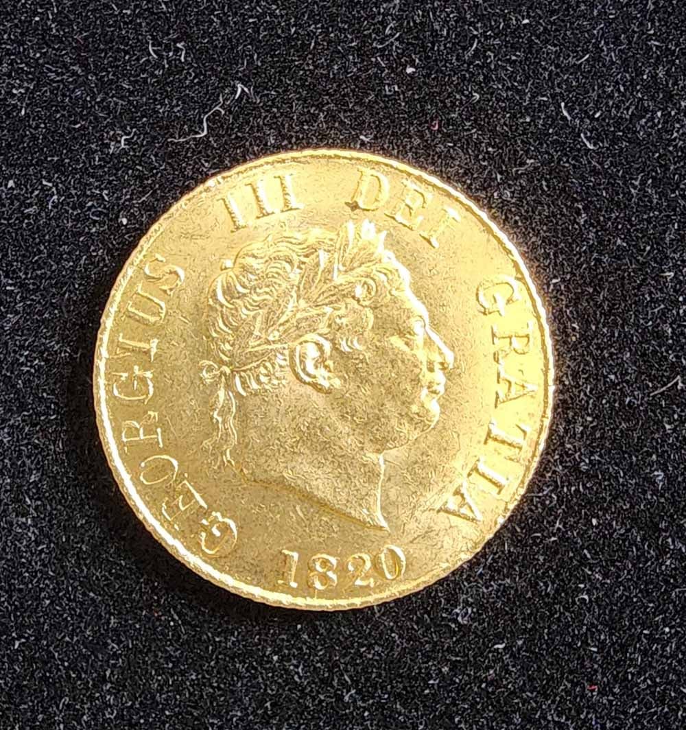 1820 BRITISH GEORGE III HALF SOVEREIGN GOLD COIN (1 of 2)