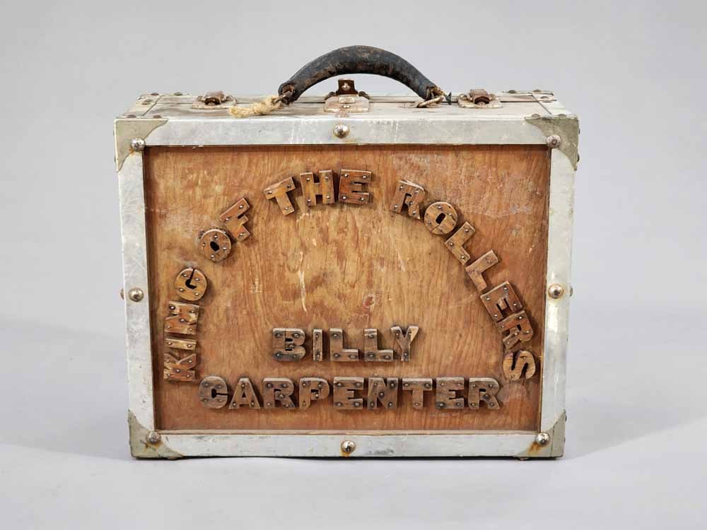 VINTAGE ROLLER SKATE CASE (1 of 4)