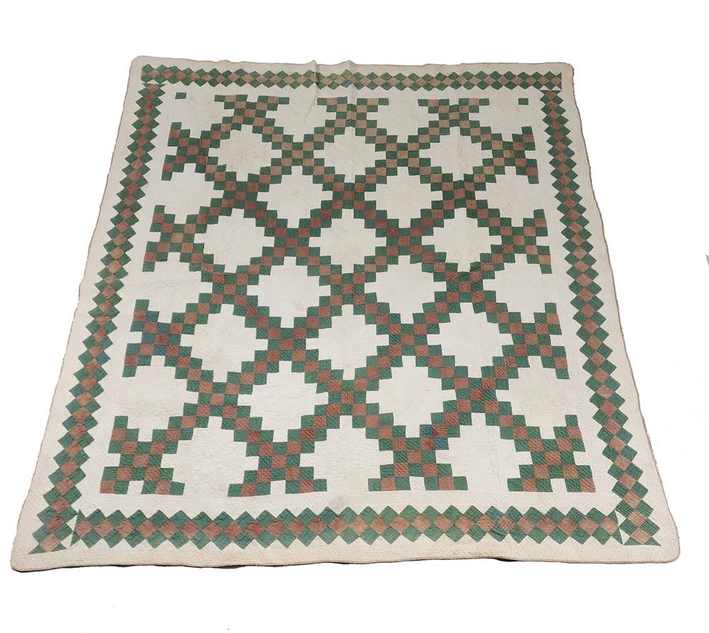 TRIPLE IRISH CHAIN QUILT (1 of 4)
