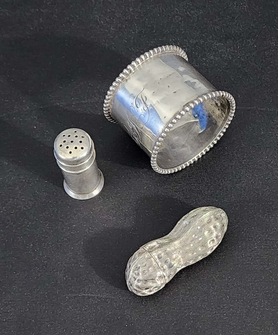 THREE SILVER ACCESSORIES (1 of 4)