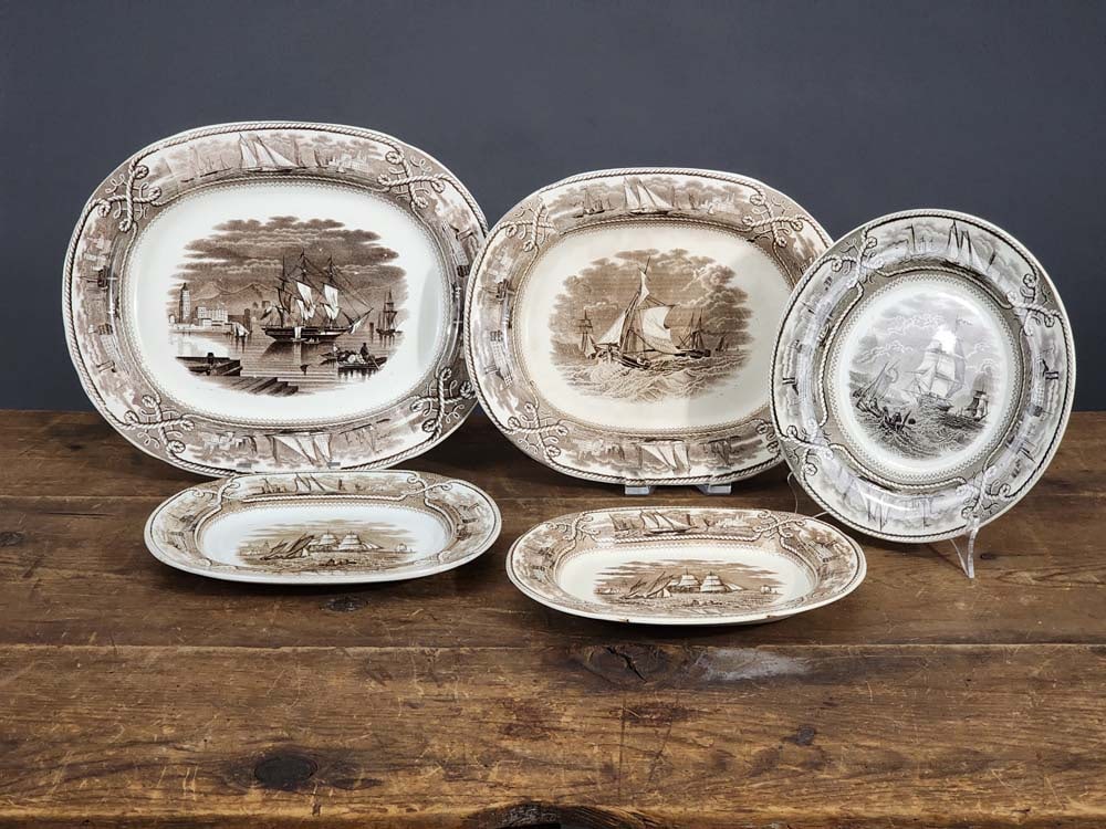 COLLECTION OF "AMERICAN MARINE" CHINA (1 of 6)