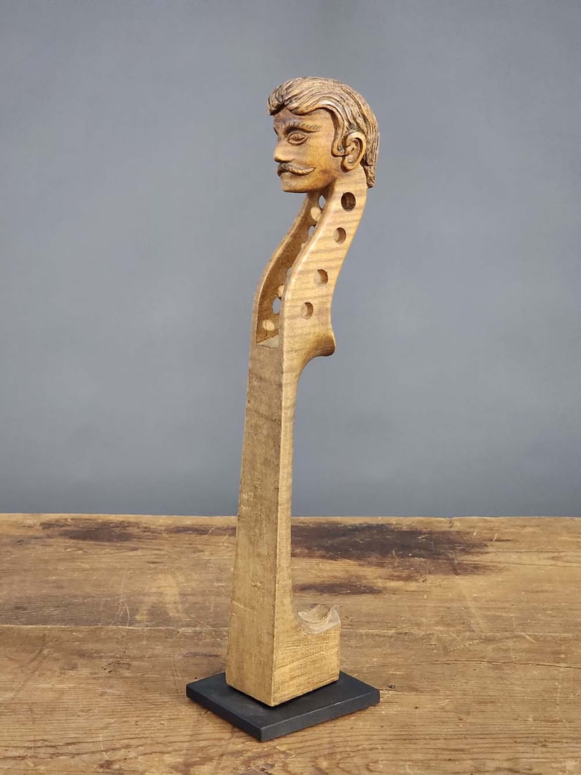 FOLKSY CARVED VIOLIN HEAD (1 of 4)