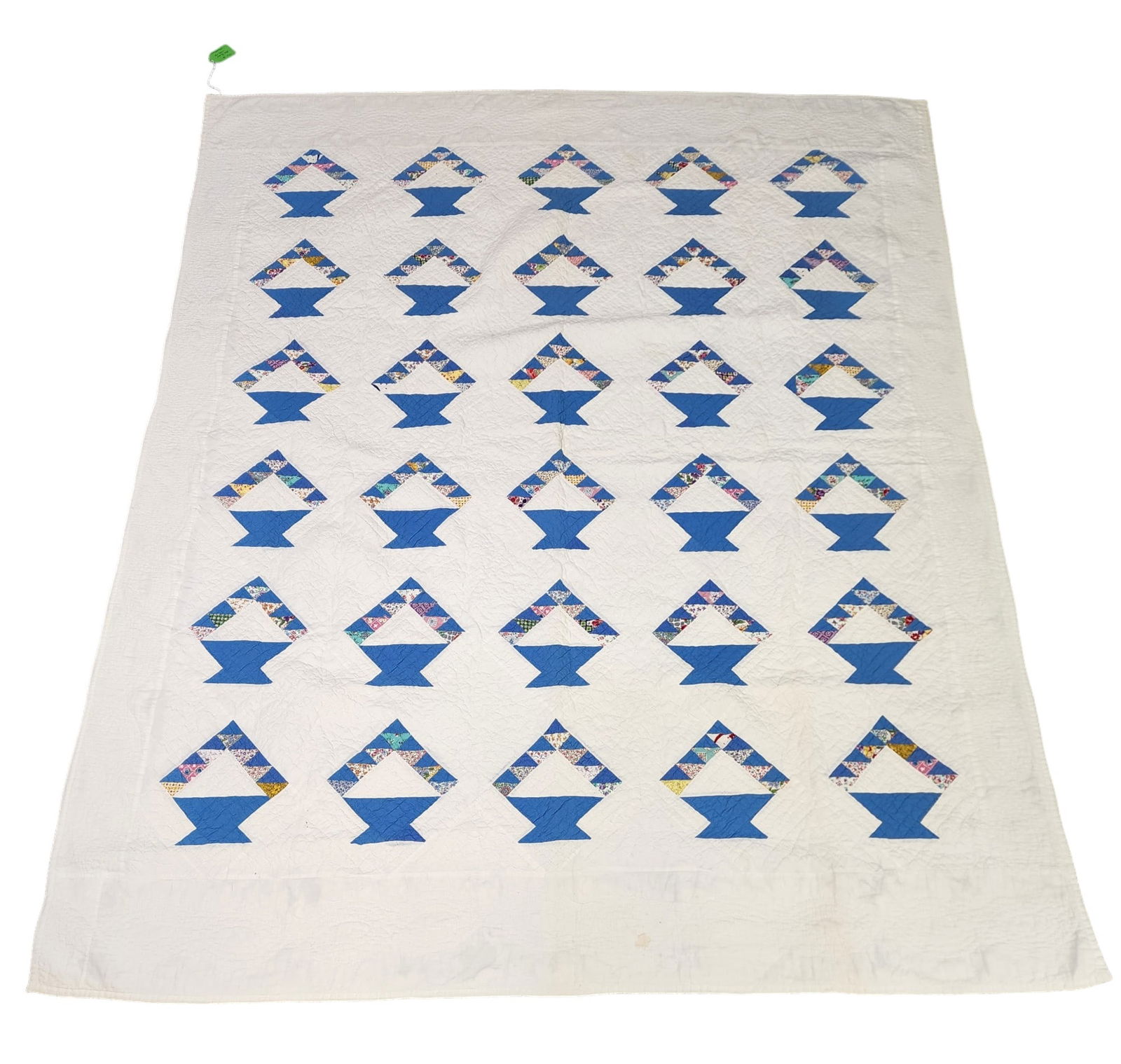 BLUE BASKET PIECED QUILT (1 of 5)