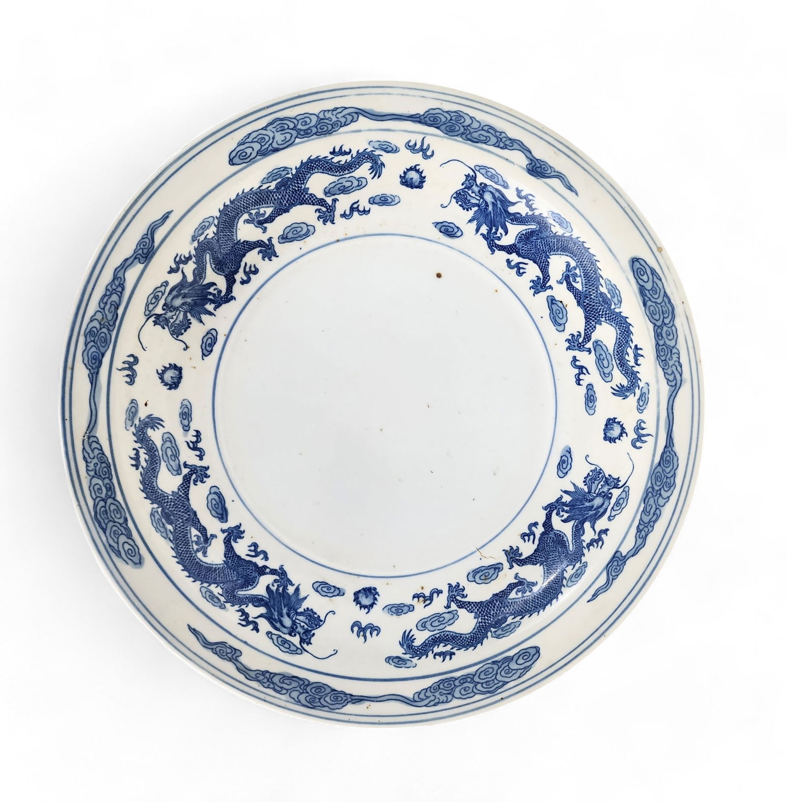 CHINESE PORCELAIN CHARGER (1 of 3)