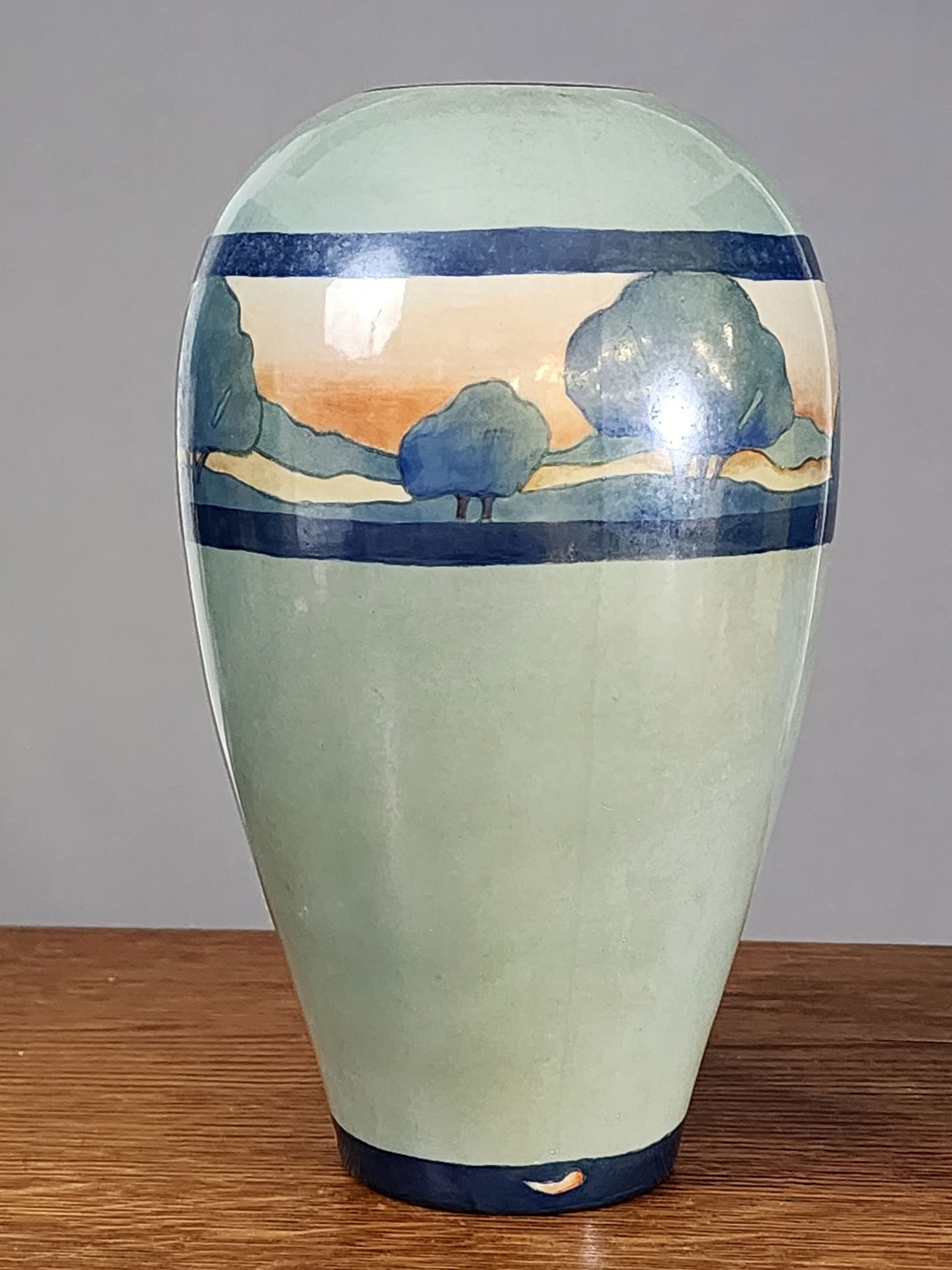 Willets Belleek Vase May 24, 2024 Meander Auctions By Andrew