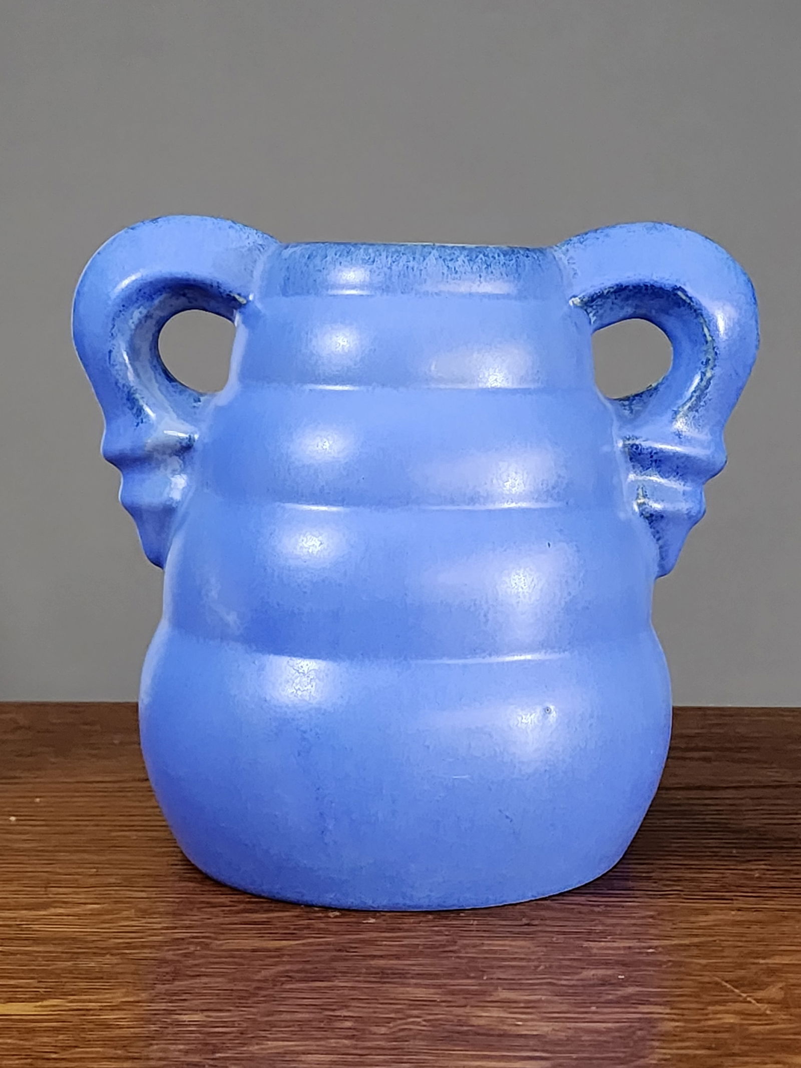 FULPER DOUBLE-HANDLED VASE (1 of 4)