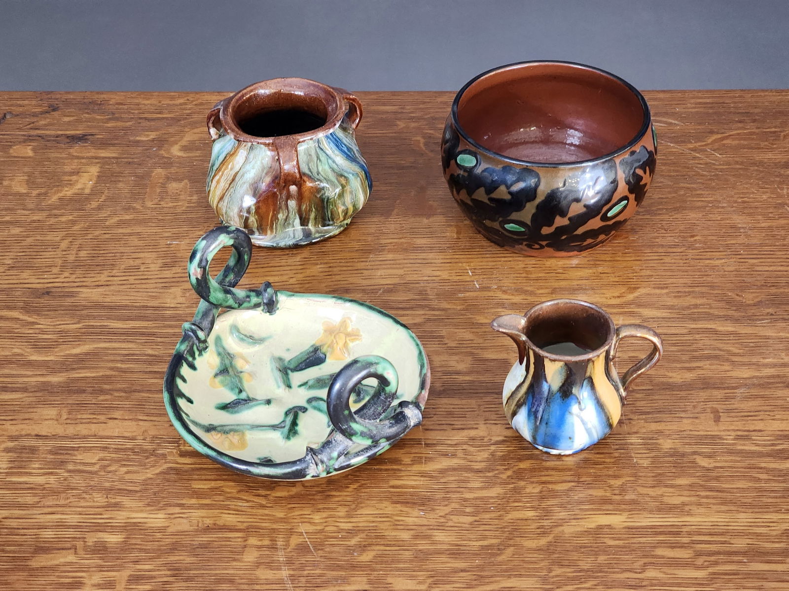 FOUR PIECES OF EUROPEAN POTTERY (1 of 7)