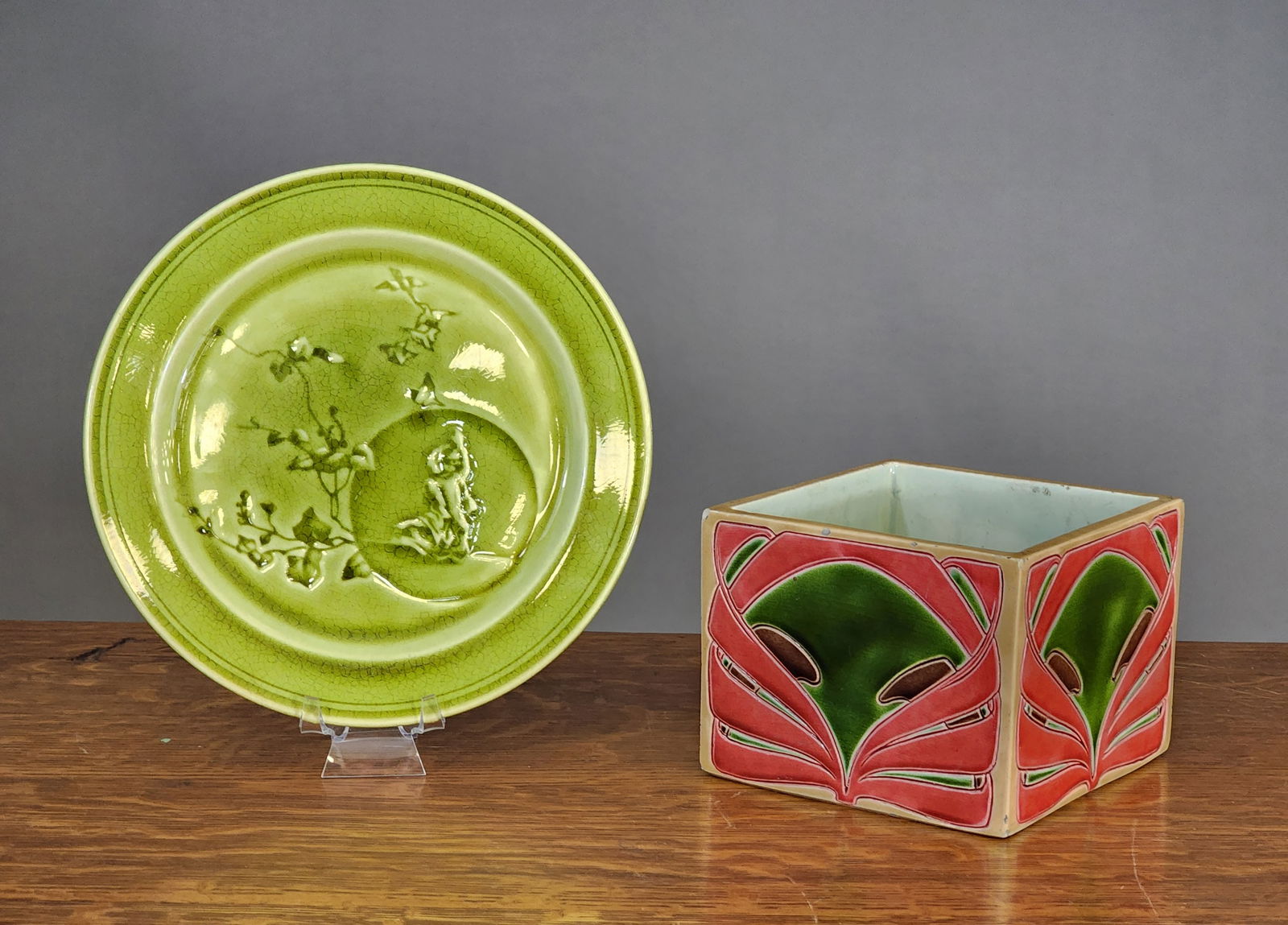 EUROPEAN PLATE AND JARDINIERE (1 of 6)