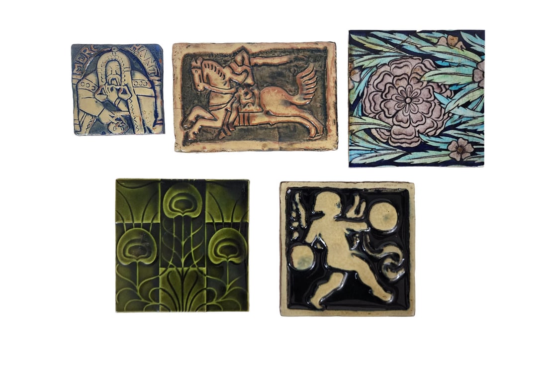 FIVE ARTS AND CRAFTS POTTERY TILES. (1 of 2)