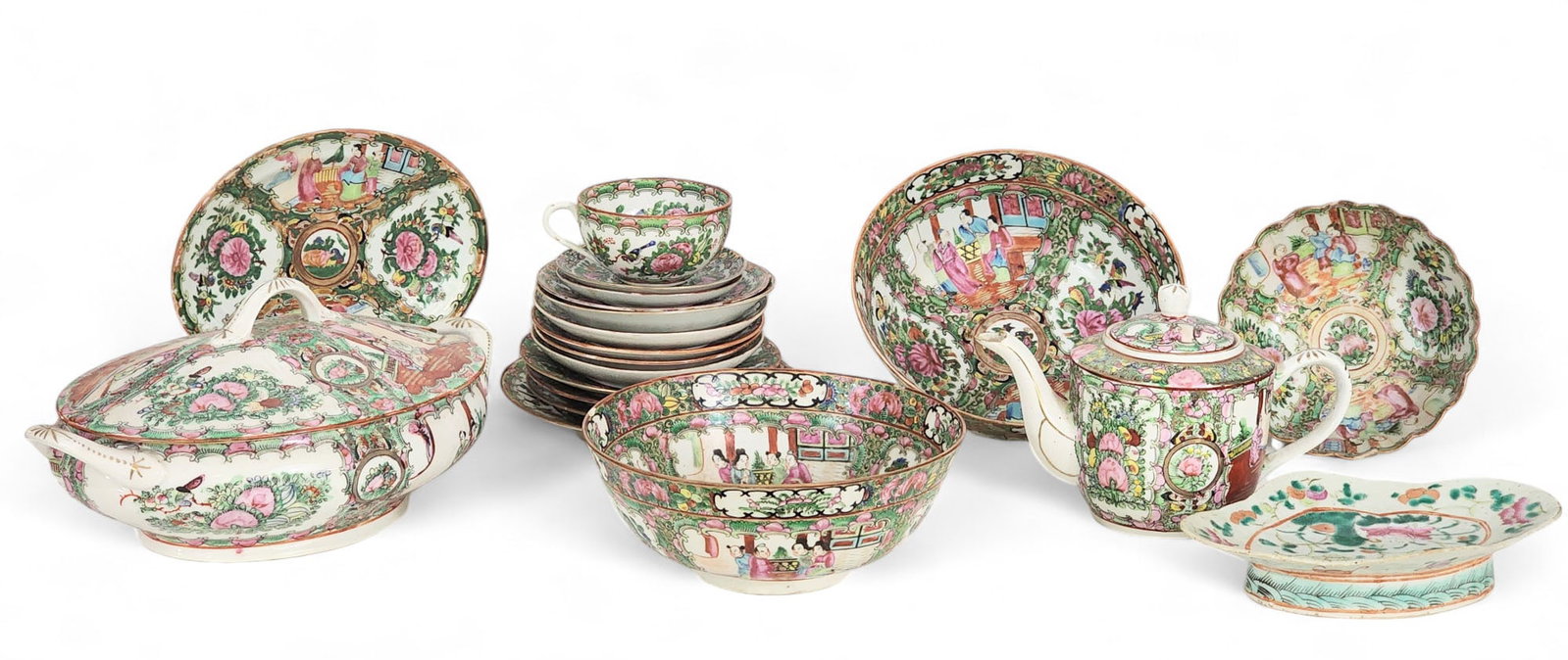 COLLECTION OF FAMILLE ROSE PORCELAIN: Chinese, 19th-20th century. Tureen is 11.5" long.