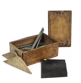 EARLY LINCOLN LOG-TYPE BUILDING SET