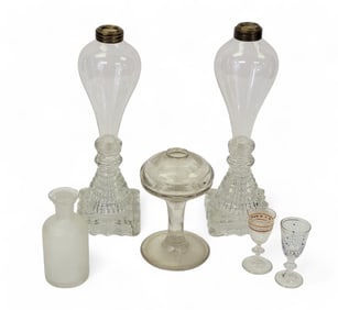 GROUP OF COLORLESS GLASS
