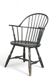 SACK-BACK WINDSOR ARMCHAIR