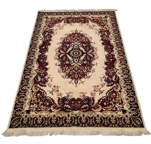 ORIENTAL RUG