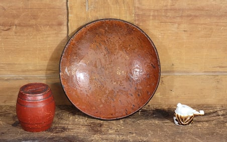 THREE PIECES OF AMERICAN POTTERY