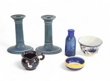 COLLECTION OF POTTERY AND GLASS