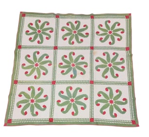 MAINE PINWHEEL APPLIQUE QUILT