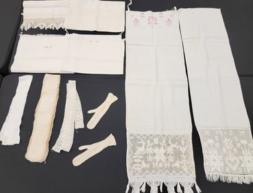 COLLECTION OF SHOW TOWELS AND KNITTING