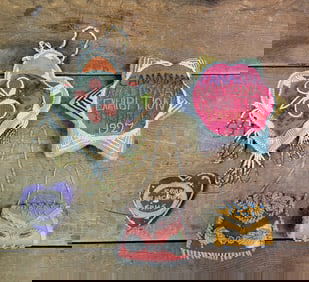 FIVE PIECES OF IROQUOIS / HAUDENOSAUNEE BEADWORK