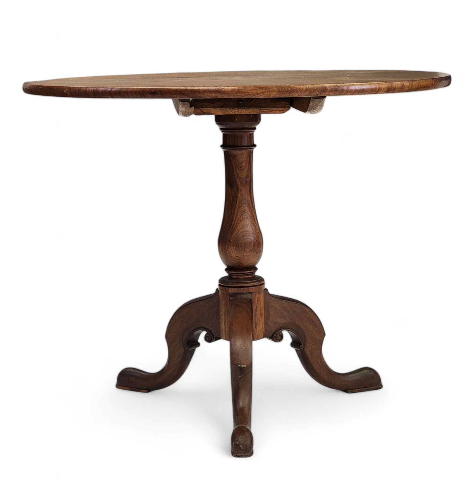 CHIPPENDALE TILT-TOP TEA TABLE (1 of 6)