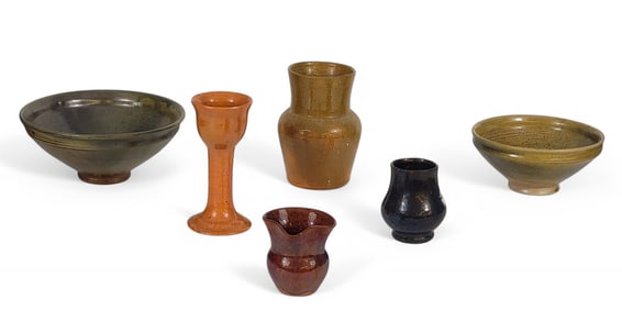 SIX PIECES OF JUGTOWN POTTERY