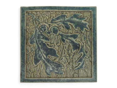 FULPER OAK LEAF AND ACORN TRIVET