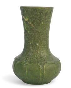 GRUEBY ARTS AND CRAFTS VASE