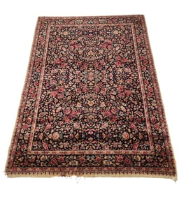 ORIENTAL RUG