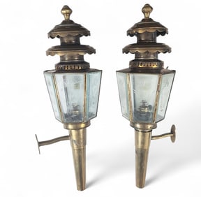 PAIR OF COACH LAMPS