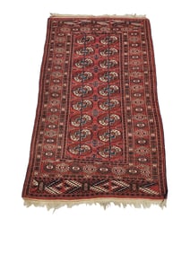 ORIENTAL RUG