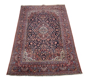 ORIENTAL RUG