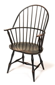 SACK-BACK WINDSOR ARMCHAIR
