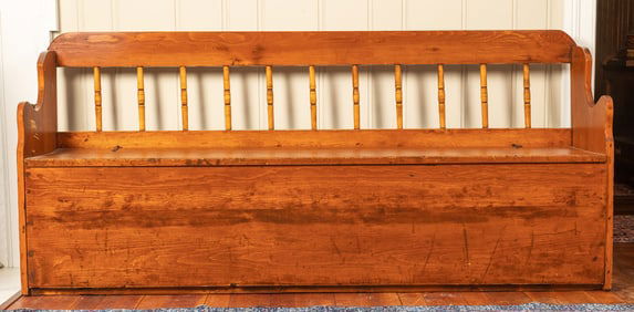 SETTLE BED
