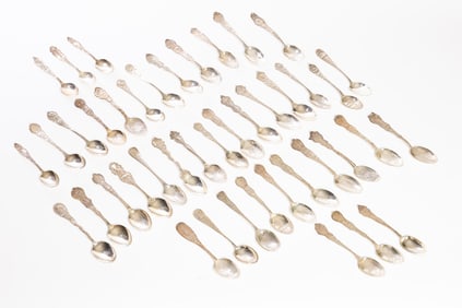 LARGE COLLECTION OF STERLING SILVER SOUVENIR SPOONS