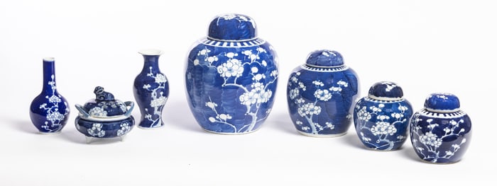 COLLECTION OF CHINESE PORCELAIN