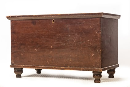 DIMINUTIVE BLANKET CHEST