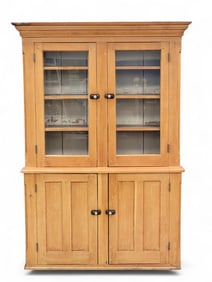 WISCONSIN STEPBACK CUPBOARD