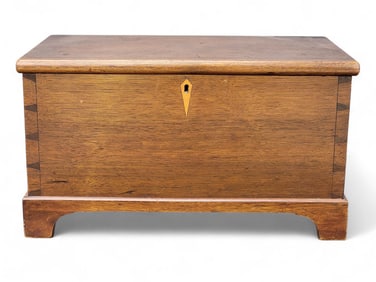 MINIATURE OHIO BLANKET CHEST