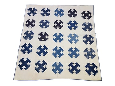 "DOUBLE T" QUILT