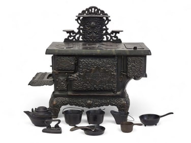 "TRIUMPH" TOY STOVE