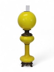 CANARY-YELLOW GLASS VICTORIAN BANQUET LAMP