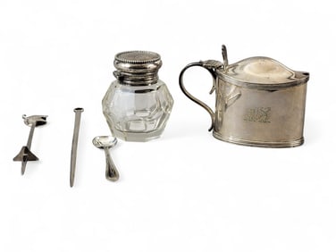 COLLECTION OF SILVER TABLE ITEMS