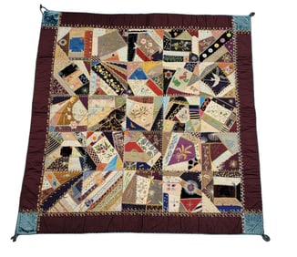CHRISTMAS CRAZY QUILT