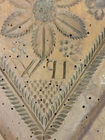 CARVED COOKIE/CAKE BOARD WITH HEART