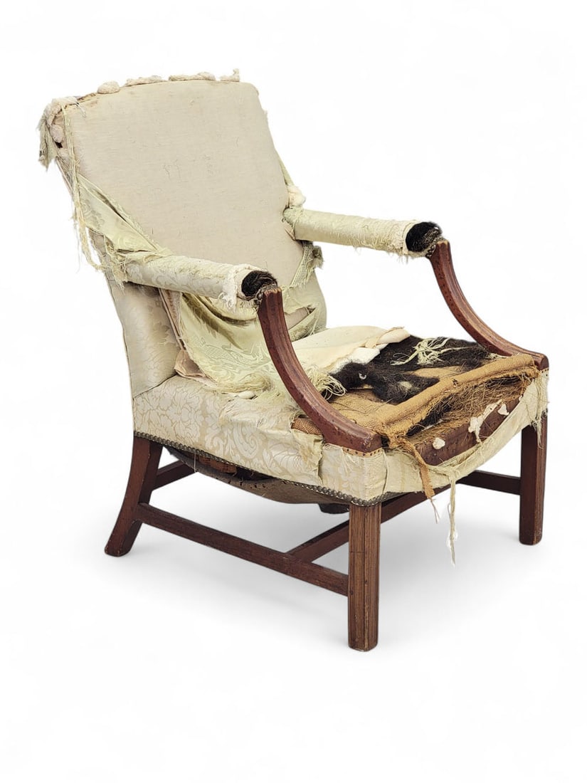CHIPPENDALE LOLLING CHAIR (1 of 3)