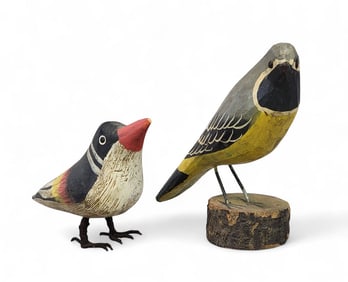 PAIR OF CARVED WOODEN SONGBIRDS