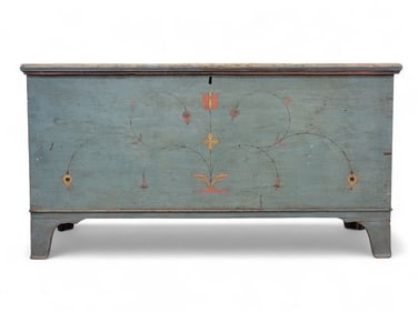 DECORATED BLANKET CHEST