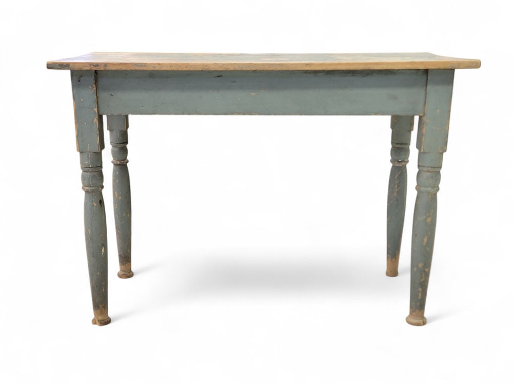 PAINTED CHILD'S TABLE (1 of 4)