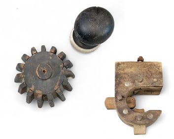 MISCELLANEOUS WOODEN ITEMS